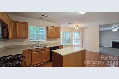 5708 Twin Brook Drive, Charlotte, NC 28269 - Photo 5