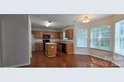 5708 Twin Brook Drive, Charlotte, NC 28269 - Photo 3
