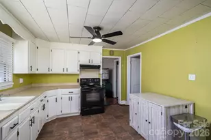 2820 Westview St, Gastonia, NC 28056 - Photo 13