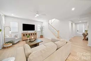 8114 Franklin Trl St, Charlotte, NC 28227 - Photo 5
