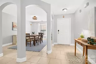 2627 Bridgeville Ln, Charlotte, NC 28262 - Photo 3