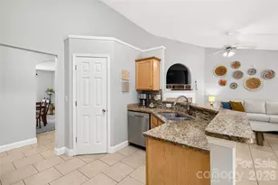 2627 Bridgeville Ln, Charlotte, NC 28262 - Photo 17