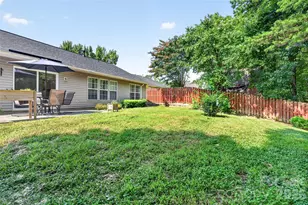 2627 Bridgeville Ln, Charlotte, NC 28262 - Photo 33