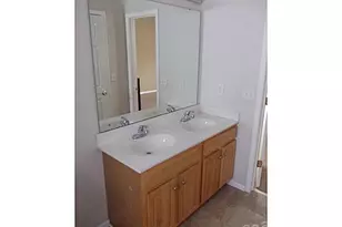 1426 Peach Park Ln, Charlotte, NC 28216 - Photo 7