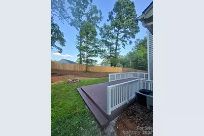 124 Winding Canyon Drive, Charlotte, NC 28214 - Photo 11