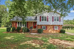 834 Applegate Ct, Gastonia, NC 28054 - Photo 1
