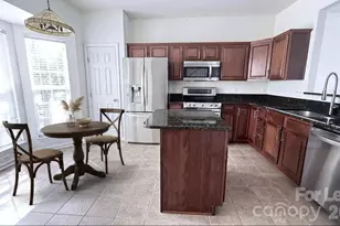 12731 Bullock Greenway Blvd, Charlotte, NC 28277 - Photo 5
