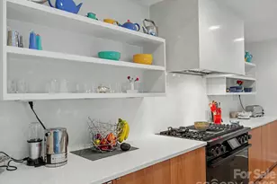 811 Lansdowne Rd, Charlotte, NC 28270 - Photo 13