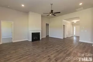 5119 Colchester Ct, Catawba, NC 26609 - Photo 7