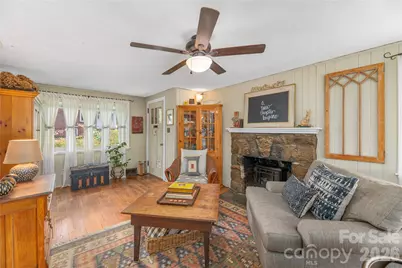 21 Lincoln Avenue, Asheville, NC 28803 - Photo 5