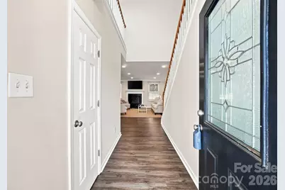 10404 Haddington Drive NW, Charlotte, NC 28269 - Photo 5