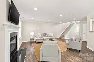10404 Haddington Dr NW, Charlotte, NC 28269 - Photo 9