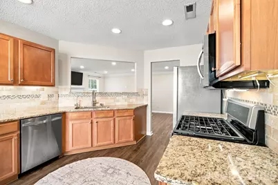10404 Haddington Drive NW, Charlotte, NC 28269 - Photo 17