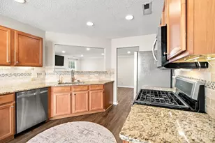10404 Haddington Dr NW, Charlotte, NC 28269 - Photo 17