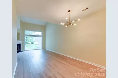 9128 Treyburn Drive, Charlotte, NC 28216 - Photo 5