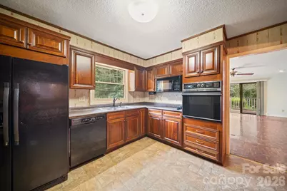 140 Redwood Street, Brevard, NC 28712 - Photo 9