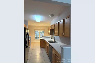 7037 Flying Scotsman Drive, Charlotte, NC 28213 - Photo 3