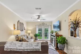 100 Vista Lake Dr, Candler, NC 28715 - Photo 3
