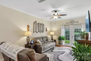 100 Vista Lake Dr, Candler, NC 28715 - Photo 5