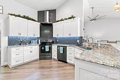 295 Idlewood Drive, Marion, NC 28752 - Photo 9