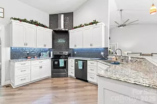 295 Idlewood Dr, Marion, NC 28752 - Photo 9
