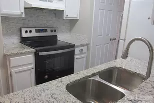 5008 Aberdun Ct, Charlotte, NC 28215 - Photo 17
