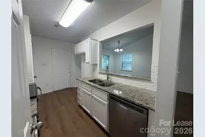5008 Aberdun Court, Charlotte, NC 28215 - Photo 9