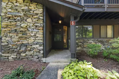 98 Laurelwood Circle W #6, Hendersonville, NC 28791 - Photo 3
