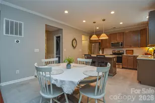137 Poplin Pl, Clover, SC 29710 - Photo 3