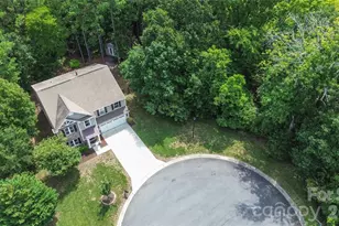 137 Poplin Pl, Clover, SC 29710 - Photo 7