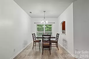 4707 Craigmoss Ln, Charlotte, NC 28278 - Photo 3