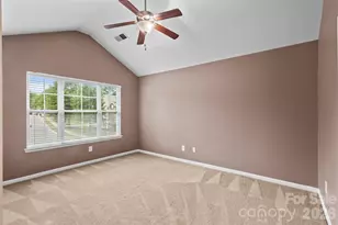 4707 Craigmoss Ln, Charlotte, NC 28278 - Photo 9