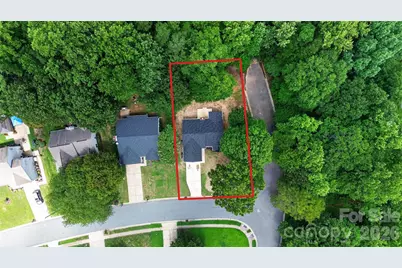5800 Pennycross Lane, Charlotte, NC 28216 - Photo 3