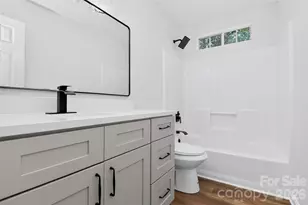 5800 Pennycross Ln, Charlotte, NC 28216 - Photo 29