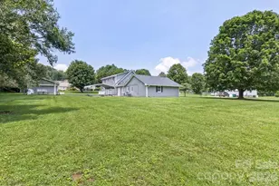 47 Cane Creek Cir, Fairview, NC 28730 - Photo 41