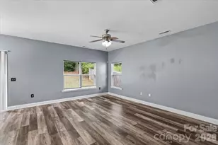 446 Tribune Dr, Charlotte, NC 28214 - Photo 13