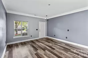 446 Tribune Dr, Charlotte, NC 28214 - Photo 9