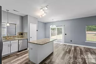 446 Tribune Dr, Charlotte, NC 28214 - Photo 21
