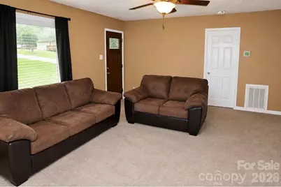 6210 Hilltop Avenue, Kannapolis, NC 28081 - Photo 3