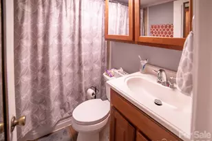4023 Junior Henry St, Morganton, NC 28655 - Photo 15