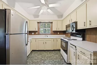 2105 Helen Drive, Gastonia, NC 28054 - Photo 9