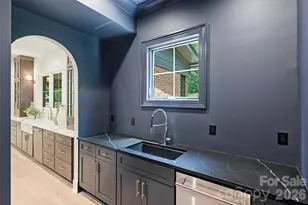 2409 Brandermill Pl, Charlotte, NC 28226 - Photo 9