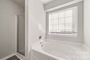4410 Craven Hill Dr, Charlotte, NC 28216 - Photo 11