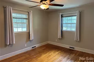 6233 Donna Dr, Charlotte, NC 28213 - Photo 19