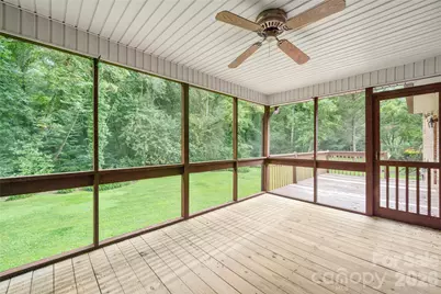 4 Hunters Lane, Hendersonville, NC 28791 - Photo 15