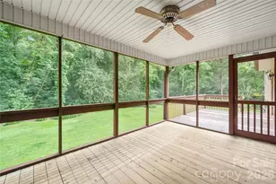 4 Hunters Ln, Hendersonville, NC 28791 - Photo 15