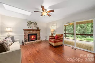 4 Hunters Ln, Hendersonville, NC 28791 - Photo 7
