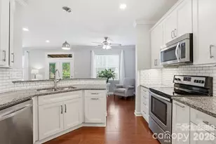 19512 Topgallant Dr, Cornelius, NC 28031 - Photo 21