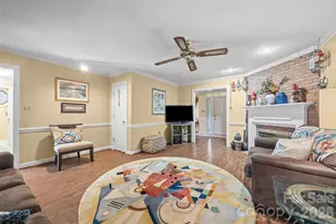 208 Eastwood Dr, Salisbury, NC 28146 - Photo 7