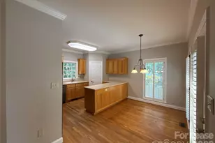 2649 Willowbrook Dr, Charlotte, NC 28104 - Photo 7